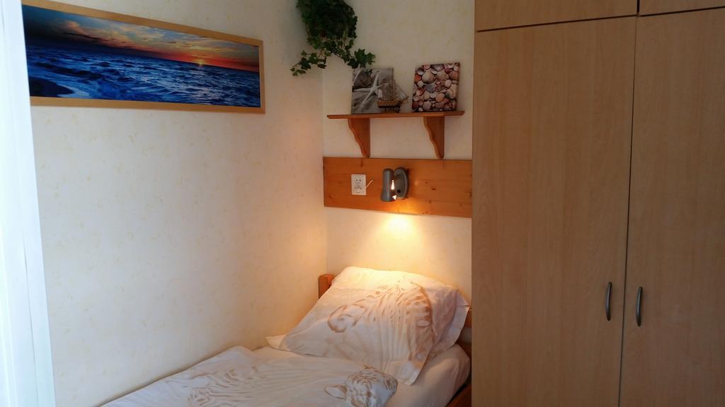 Vuurtoren Bed By The Sea Westkapelle Zimmer foto